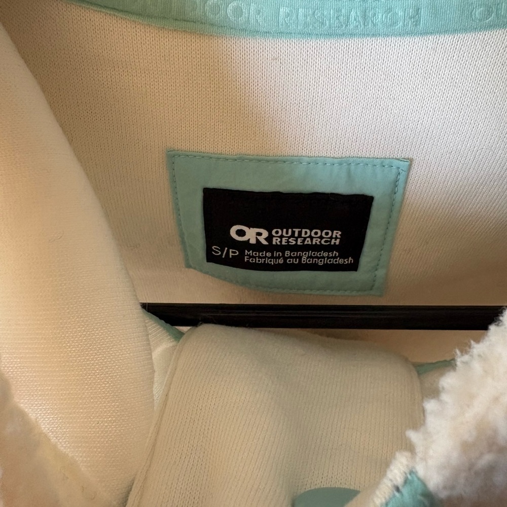 Outdoor Research Sherpa Pullover with Mint Trim and Pink Drawcords - Picture 3 of 4